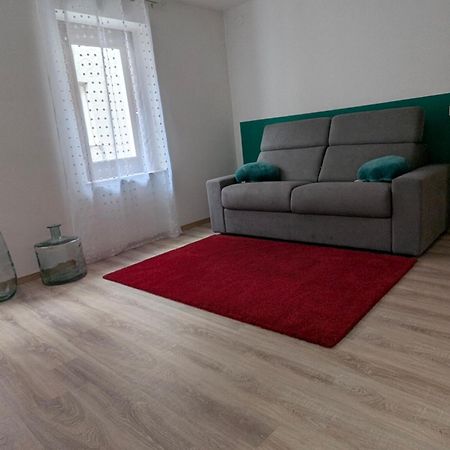 פדבנה Spazioso E Completo Appartamento Con 3 Camere, Doppi Servizi, Fino A 8 Posti Letto מראה חיצוני תמונה