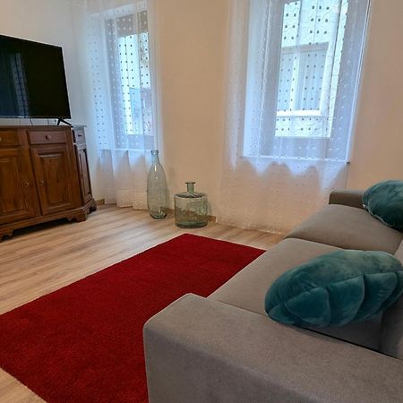 פדבנה Spazioso E Completo Appartamento Con 3 Camere, Doppi Servizi, Fino A 8 Posti Letto מראה חיצוני תמונה