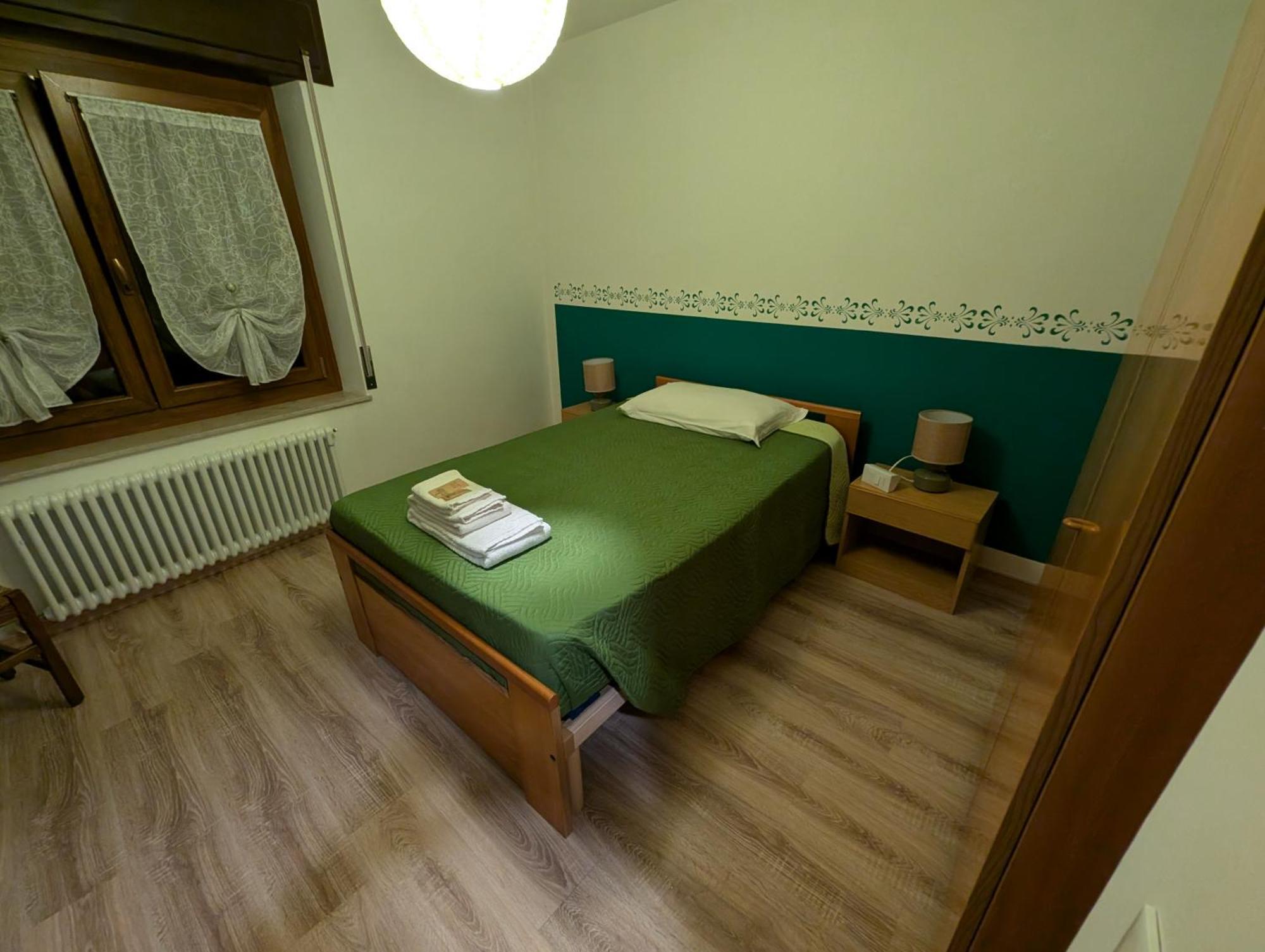 פדבנה Spazioso E Completo Appartamento Con 3 Camere, Doppi Servizi, Fino A 8 Posti Letto מראה חיצוני תמונה