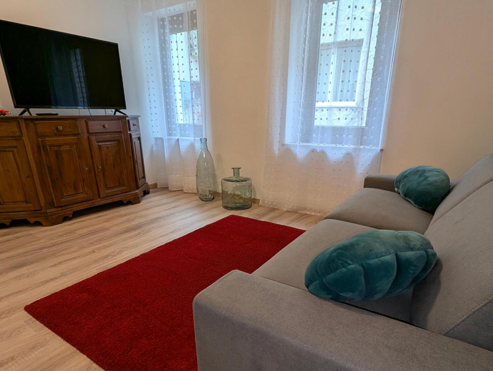 פדבנה Spazioso E Completo Appartamento Con 3 Camere, Doppi Servizi, Fino A 8 Posti Letto מראה חיצוני תמונה